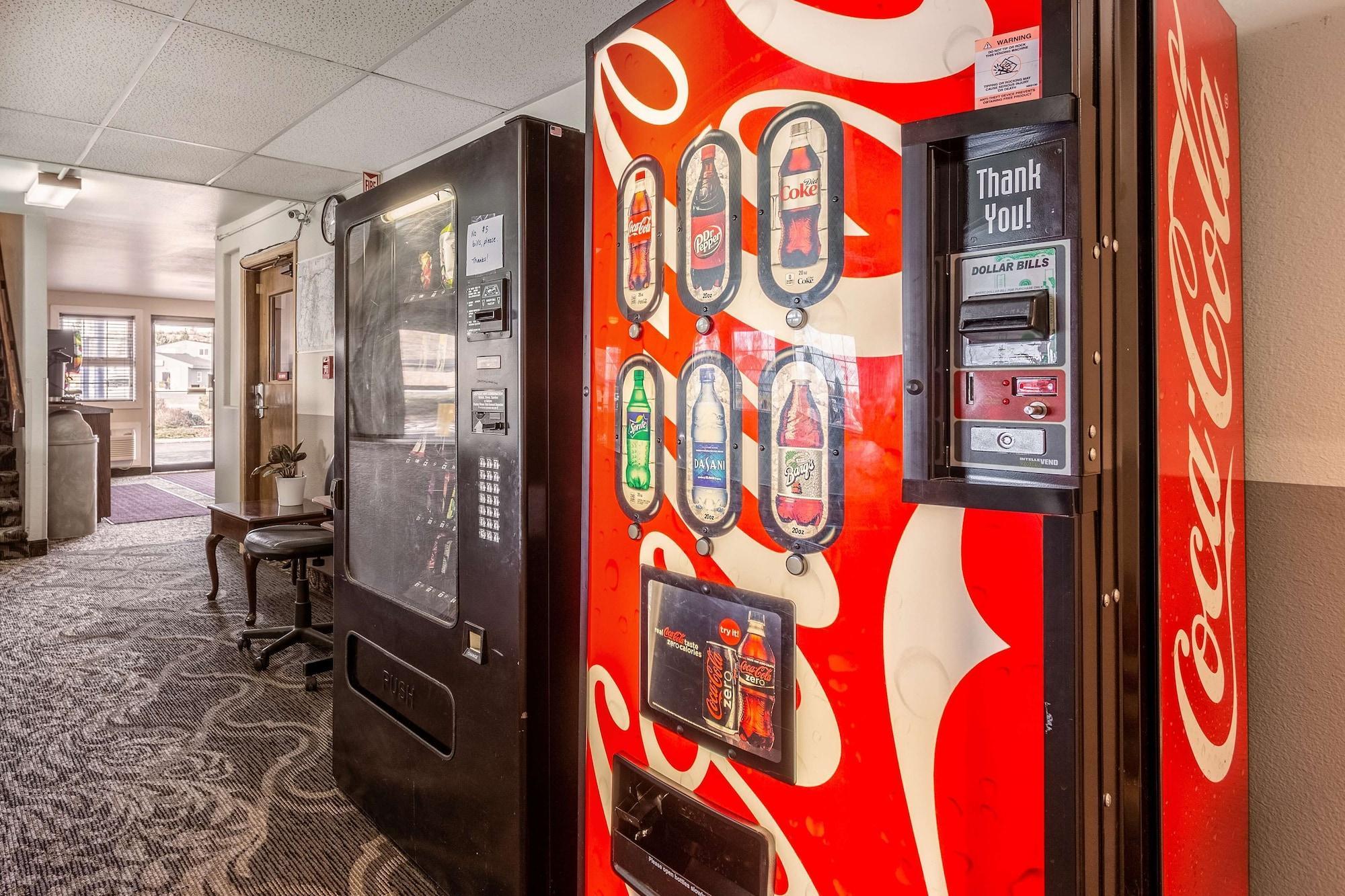 Americas Best Value Inn Бернс Экстерьер фото